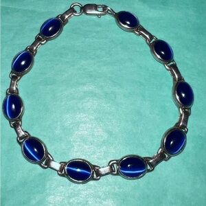 Sterling Silver .925 Blue Cats Eye bracelet 7”
